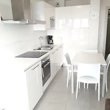 Palais Nastia Apartman *